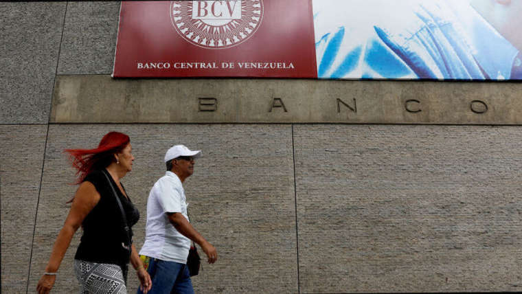 Центробанк Венесуэлы тестирует возможность использования биткоинов